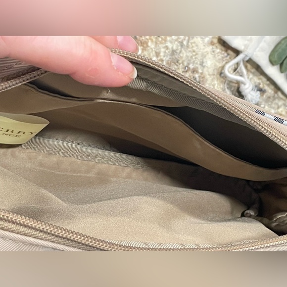 10 Piece Burberry Bundle - Picture 12 of 13